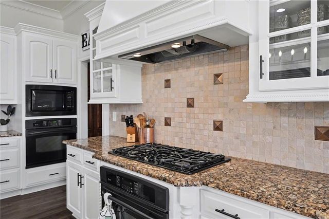 1801 Burning Tree Drive, Lawrence, KS 66047