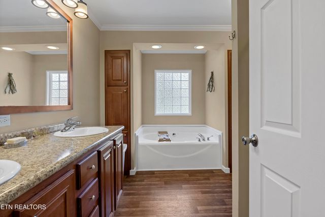 7404 Harmon Creek Lane, Knoxville, TN 37920
