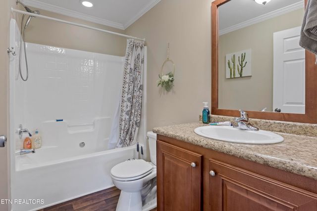 7404 Harmon Creek Lane, Knoxville, TN 37920