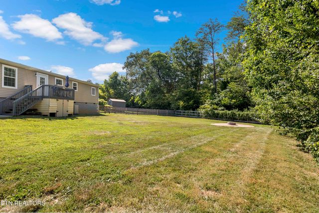 7404 Harmon Creek Lane, Knoxville, TN 37920