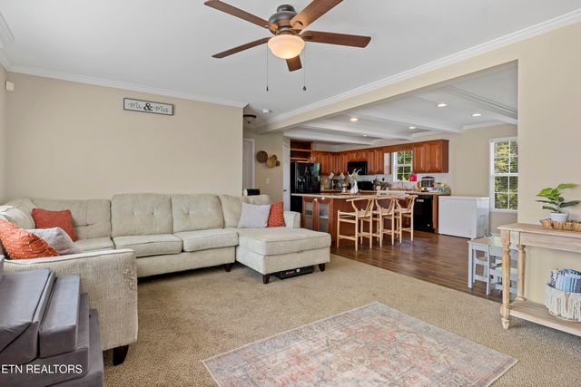 7404 Harmon Creek Lane, Knoxville, TN 37920