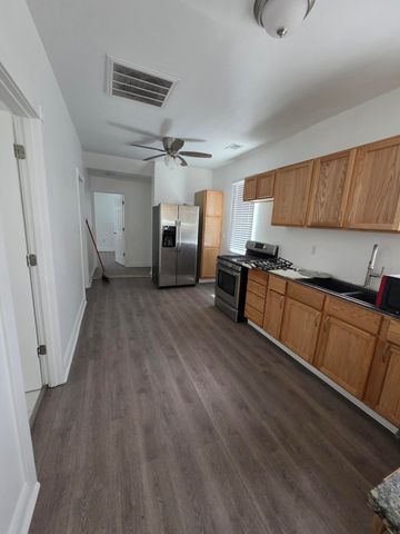 4149 Broadway, Gary, IN 46409