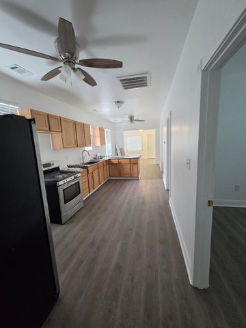 4149 Broadway, Gary, IN 46409