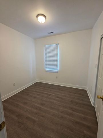 4149 Broadway, Gary, IN 46409