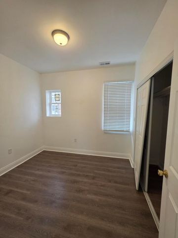 4149 Broadway, Gary, IN 46409