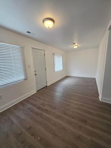 4149 Broadway, Gary, IN 46409