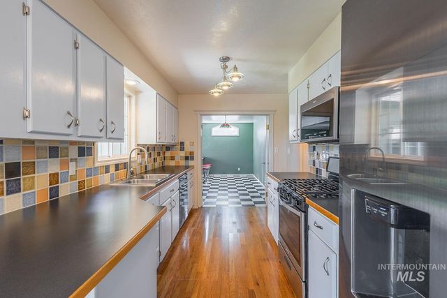 6000 Elkhorn Ave, Boise, ID 83709