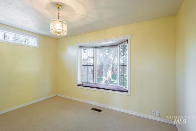 6000 Elkhorn Ave, Boise, ID 83709