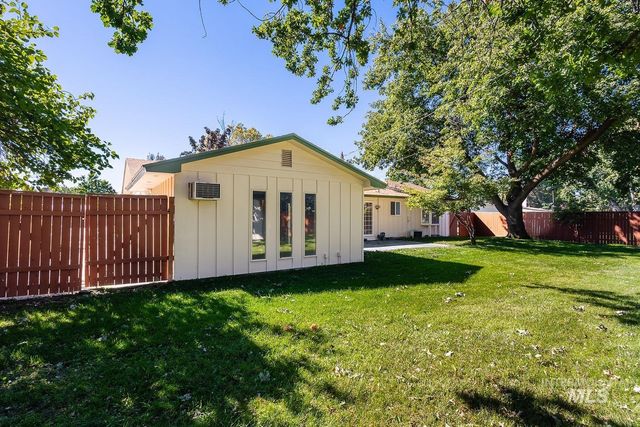 6000 Elkhorn Ave, Boise, ID 83709