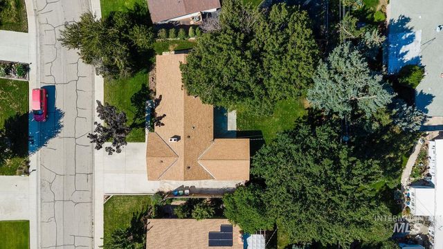 6000 Elkhorn Ave, Boise, ID 83709