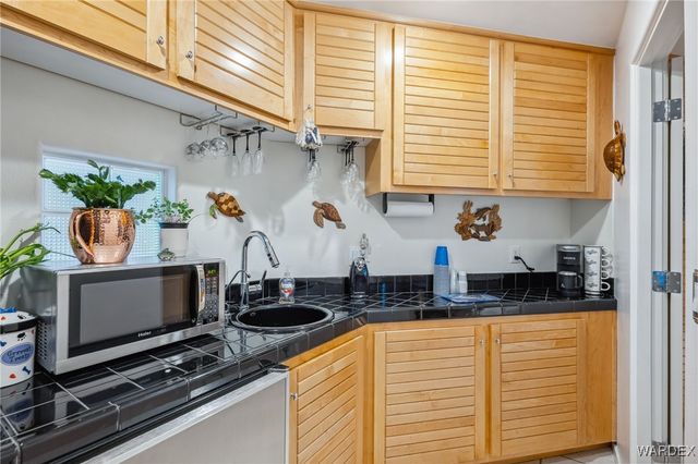 2527 Camino Del Rio, Bullhead City, AZ 86442