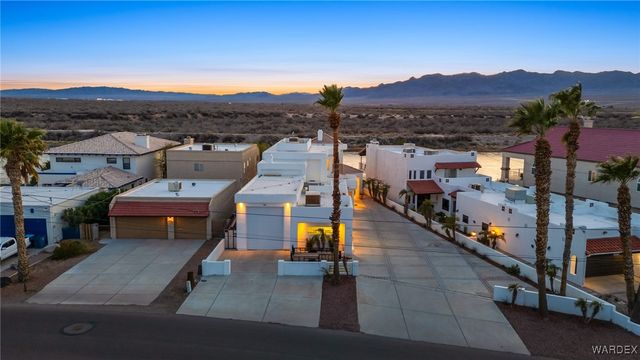 2527 Camino Del Rio, Bullhead City, AZ 86442