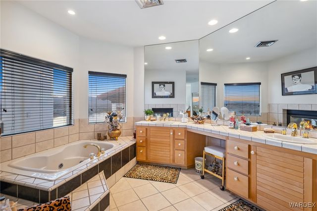 2527 Camino Del Rio, Bullhead City, AZ 86442