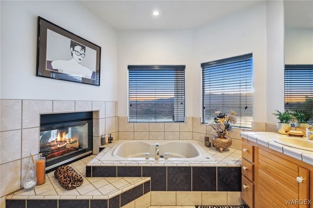 2527 Camino Del Rio, Bullhead City, AZ 86442