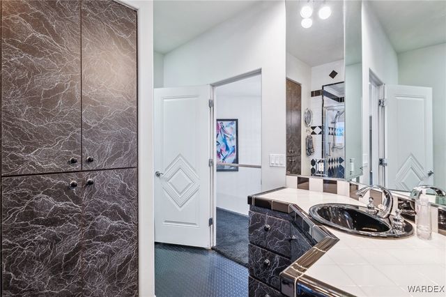 2527 Camino Del Rio, Bullhead City, AZ 86442