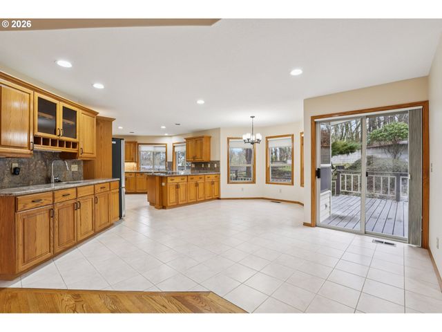 32303 Nw 18TH Ave, Ridgefield, WA 98642