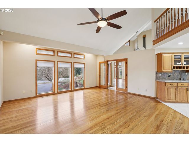 32303 Nw 18TH Ave, Ridgefield, WA 98642