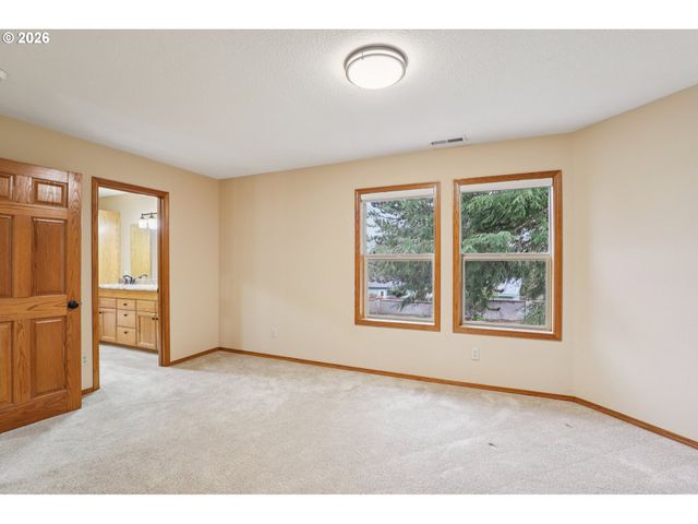 32303 Nw 18TH Ave, Ridgefield, WA 98642