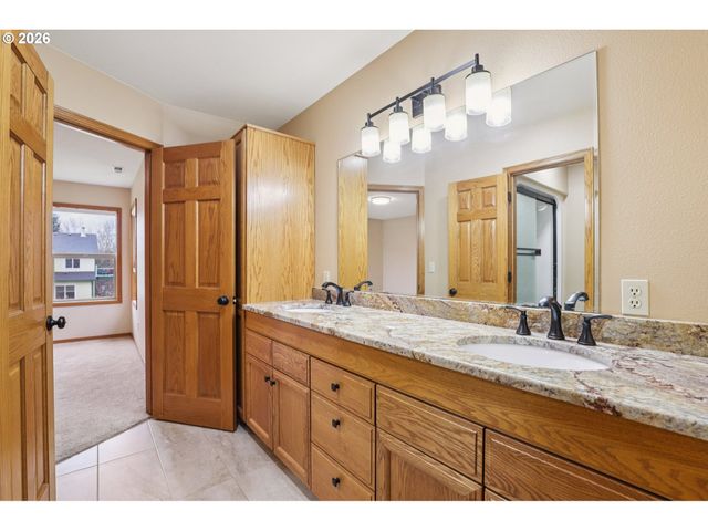 32303 Nw 18TH Ave, Ridgefield, WA 98642