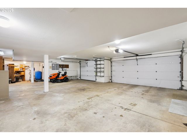 32303 Nw 18TH Ave, Ridgefield, WA 98642