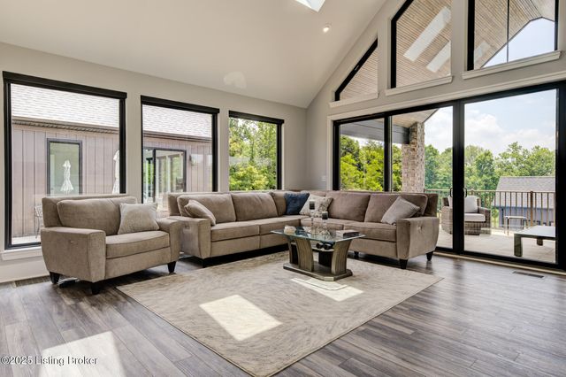 199 Allen Place East, Taylorsville, KY 40071