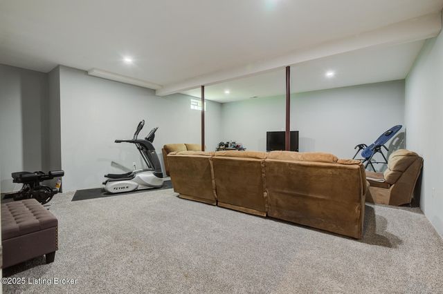 199 Allen Place East, Taylorsville, KY 40071