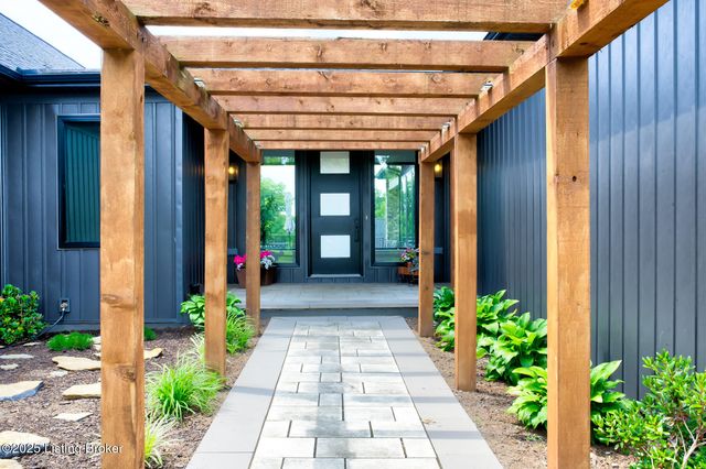 199 Allen Place East, Taylorsville, KY 40071