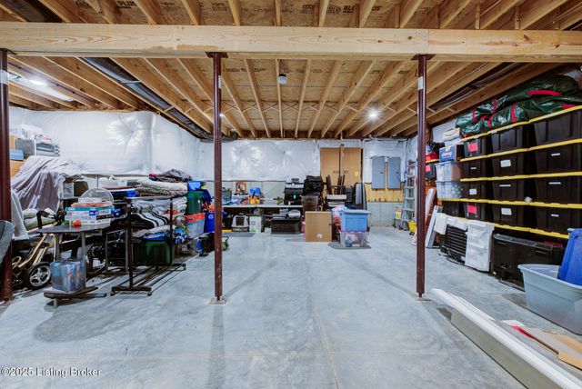 199 Allen Place East, Taylorsville, KY 40071