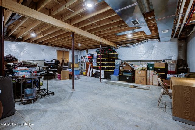 199 Allen Place East, Taylorsville, KY 40071