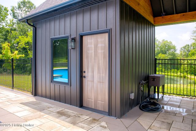 199 Allen Place East, Taylorsville, KY 40071