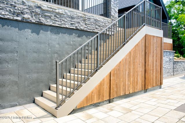 199 Allen Place East, Taylorsville, KY 40071