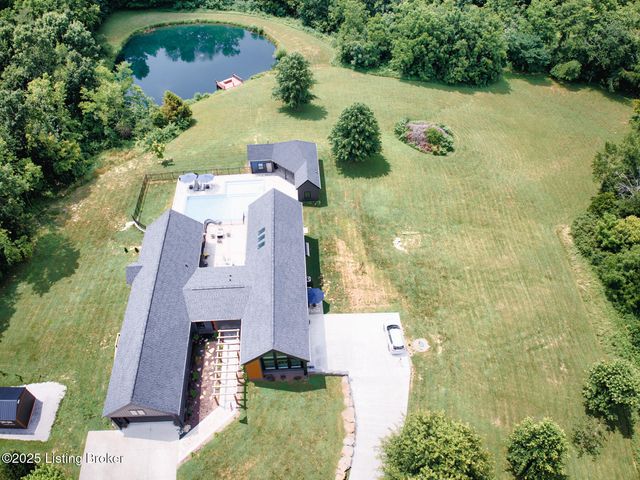 199 Allen Place East, Taylorsville, KY 40071