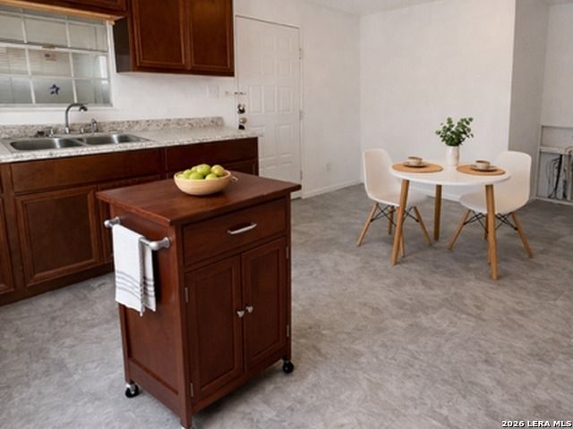 217 N PARK AVENUE, Karnes City, TX 78118