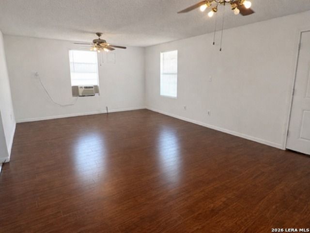 217 N PARK AVENUE, Karnes City, TX 78118