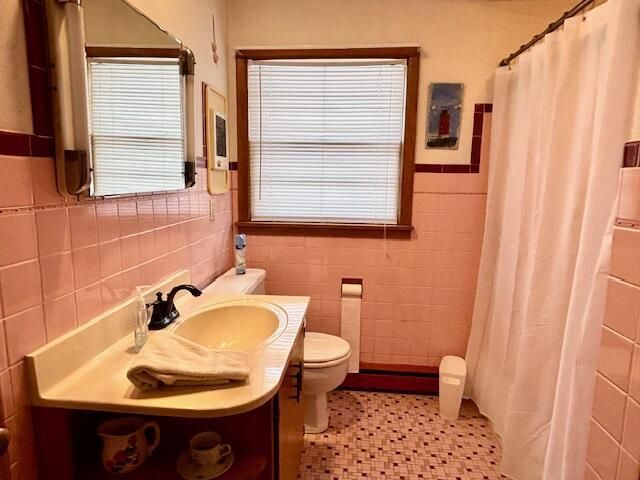 2703 Wilgus AVENUE, Sheboygan, WI 53081