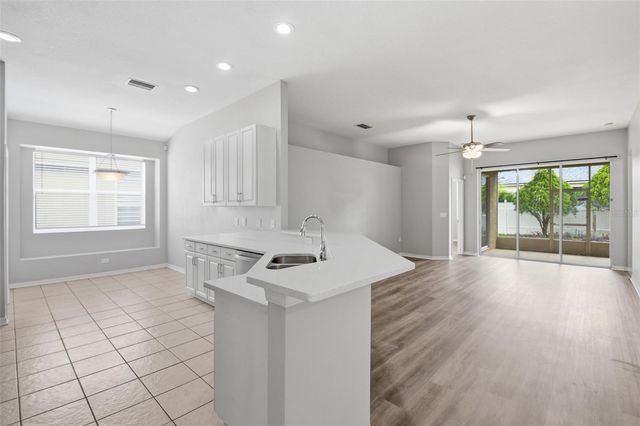427 FERN GULLEY DRIVE, Seffner, FL 33584
