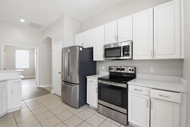 427 FERN GULLEY DRIVE, Seffner, FL 33584