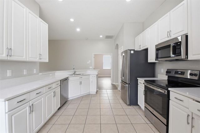 427 FERN GULLEY DRIVE, Seffner, FL 33584
