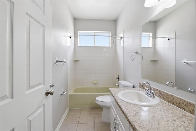 427 FERN GULLEY DRIVE, Seffner, FL 33584