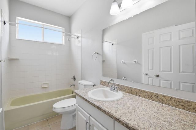 427 FERN GULLEY DRIVE, Seffner, FL 33584
