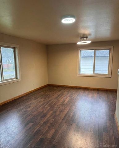 1847 SE Lafayette Avenue, Grand Rapids, MI 49507