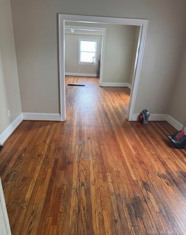 1847 SE Lafayette Avenue, Grand Rapids, MI 49507