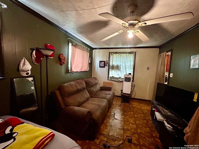 7502 Apple Valley, San Antonio, TX 78242