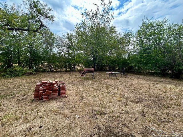 7502 Apple Valley, San Antonio, TX 78242