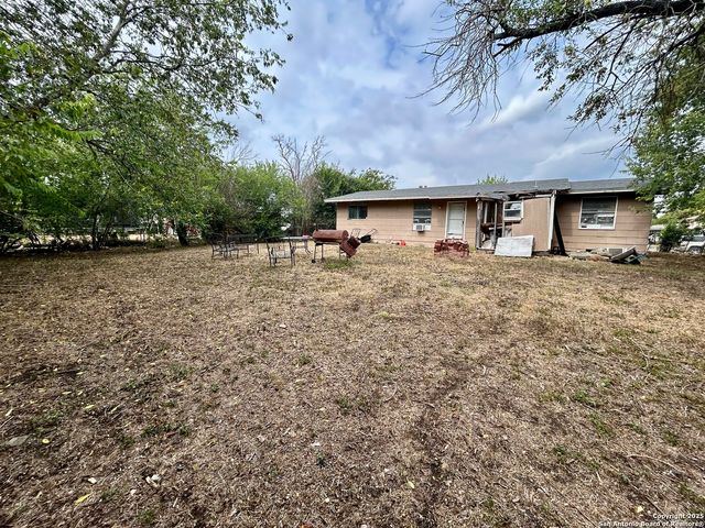 7502 Apple Valley, San Antonio, TX 78242