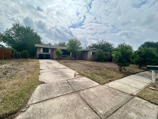 7502 Apple Valley, San Antonio, TX 78242