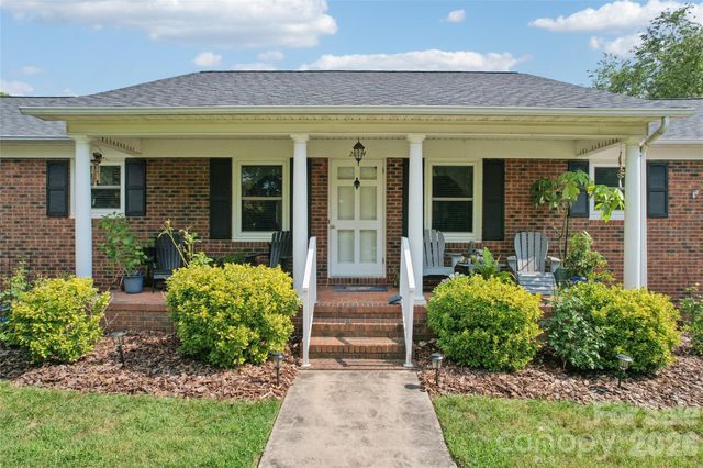2004 Battle Street, Salisbury, NC 28146