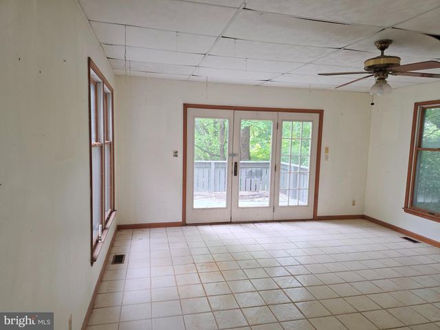 5424 GLENVIEW RD, Glen Arm, MD 21057