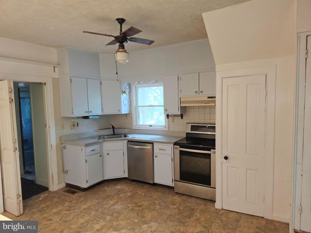 5424 GLENVIEW RD, Glen Arm, MD 21057