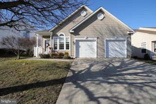 106 NATHAN HALE DR, Woodbury, NJ 08096